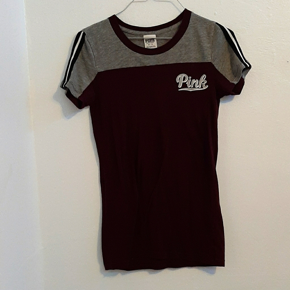 Pink victora secert shirt!